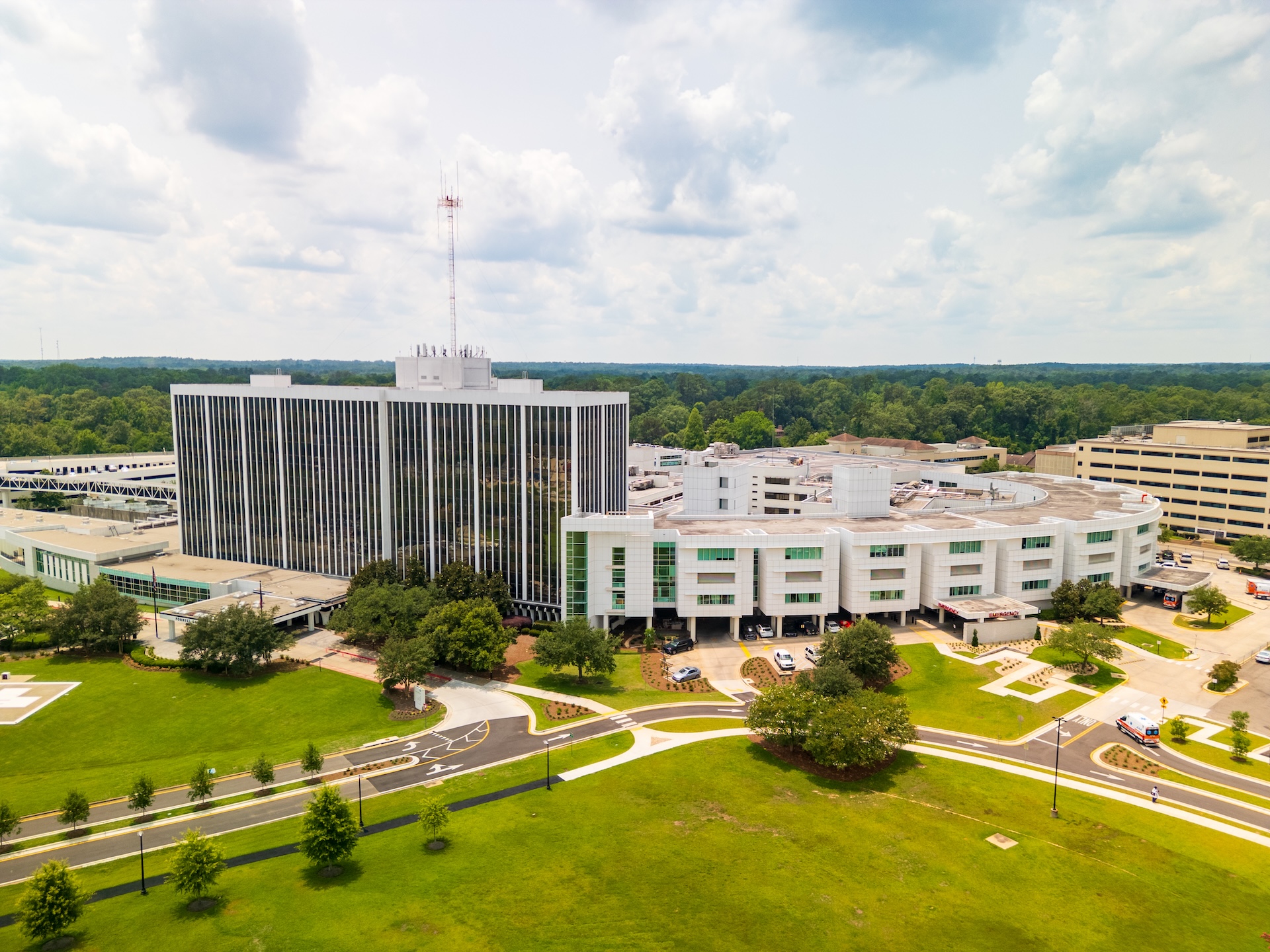 Los legisladores reflexionan sobre las designaciones de terrorismo y los cargos de homicidio por los ataques de ransomware a hospitales