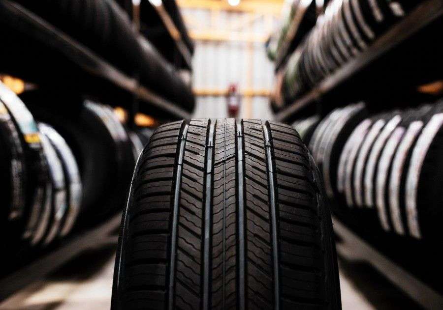 Los cibermalos pueden usar los sensores de neumáticos de tu coche para rastrearte