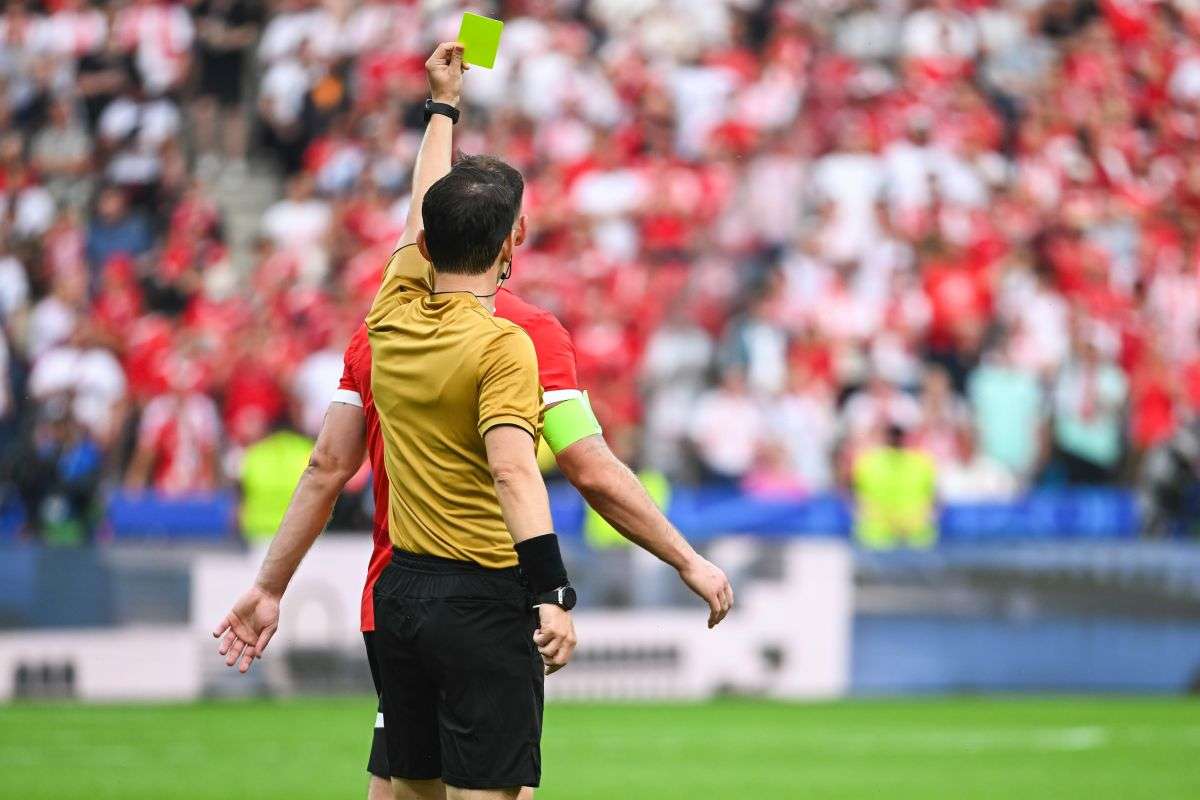 Un hacker venga la derrota de Francia ante España asegurando que ha filtrado datos de la Academia de la RFEF