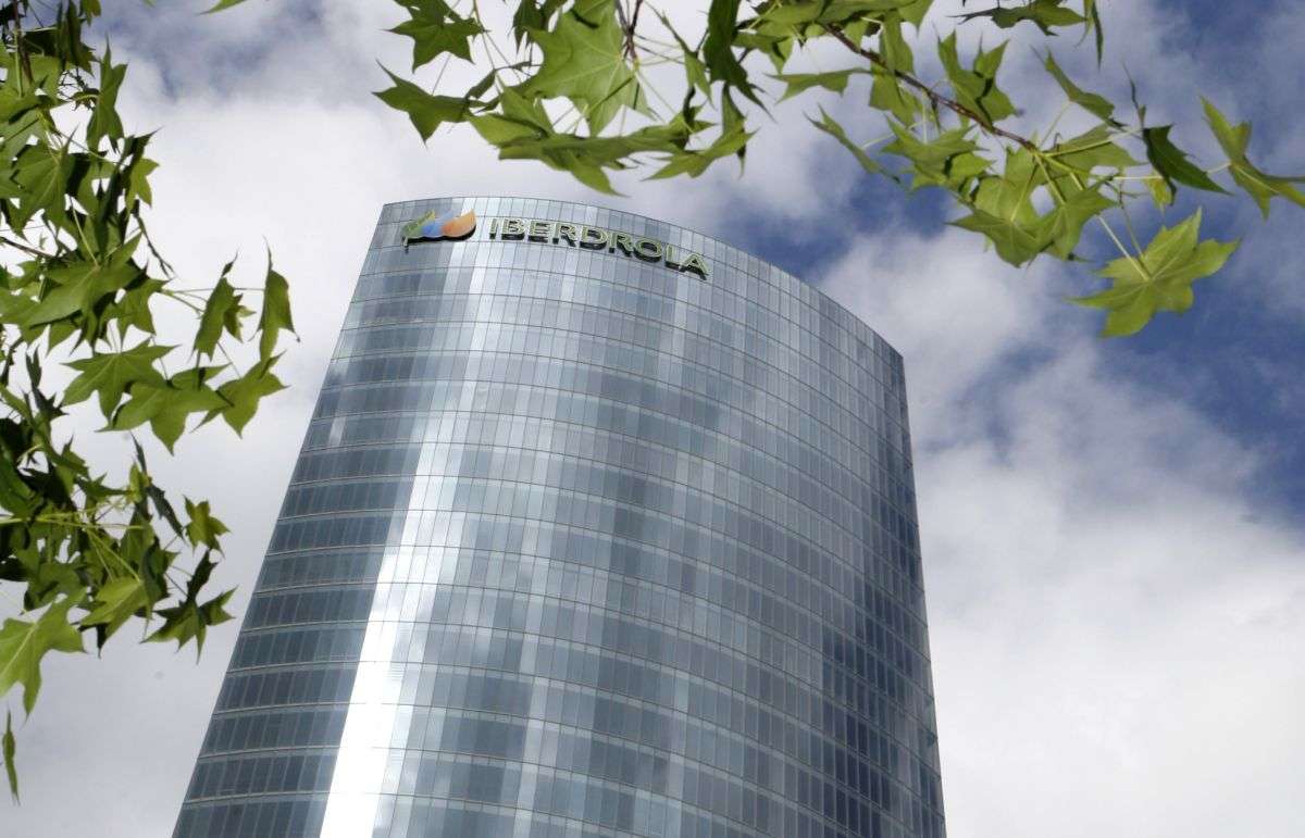 Iberdrola reconoce la filtración de datos de 20.000 clientes actuales